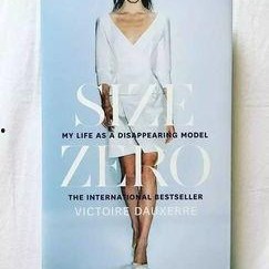 模特行業(yè)的規(guī)則,揭秘時尚界的潛規(guī)則與生存法則